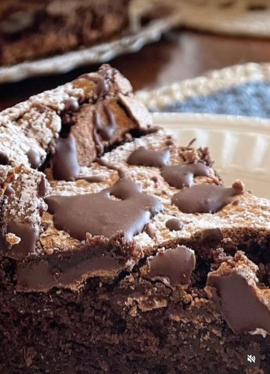 Delicious Flourless Chocolate Cake: A Passover Favorite
